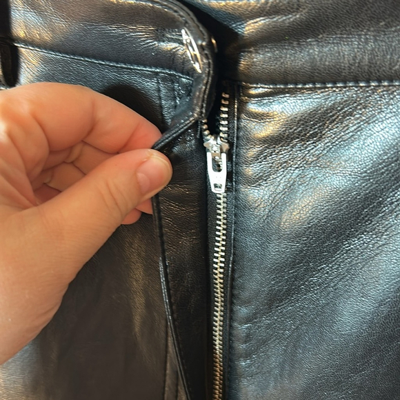 Wilfred Aritzia Melina black vegan leather pants size 16 - Picture 4 of 13